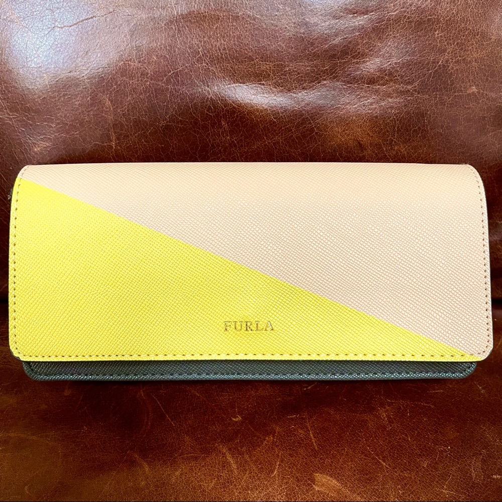Furla Limited Edition Leather Travel&Cosmetic Bag